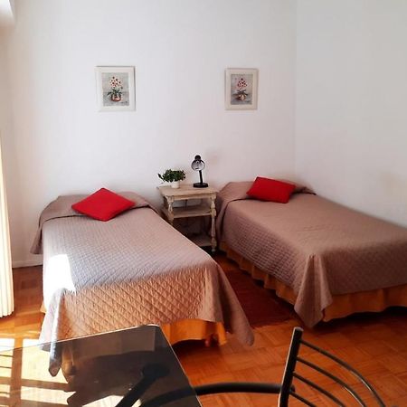 Departamento En El Centro De La Ciudad. Para 2 Personas Buenos Aires Luaran gambar